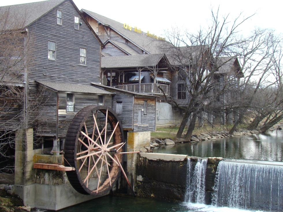 Old Mill Restaurant Pigeon Forge,TN. Campground Creekside RV Park  RV Park Pigeon Forge 