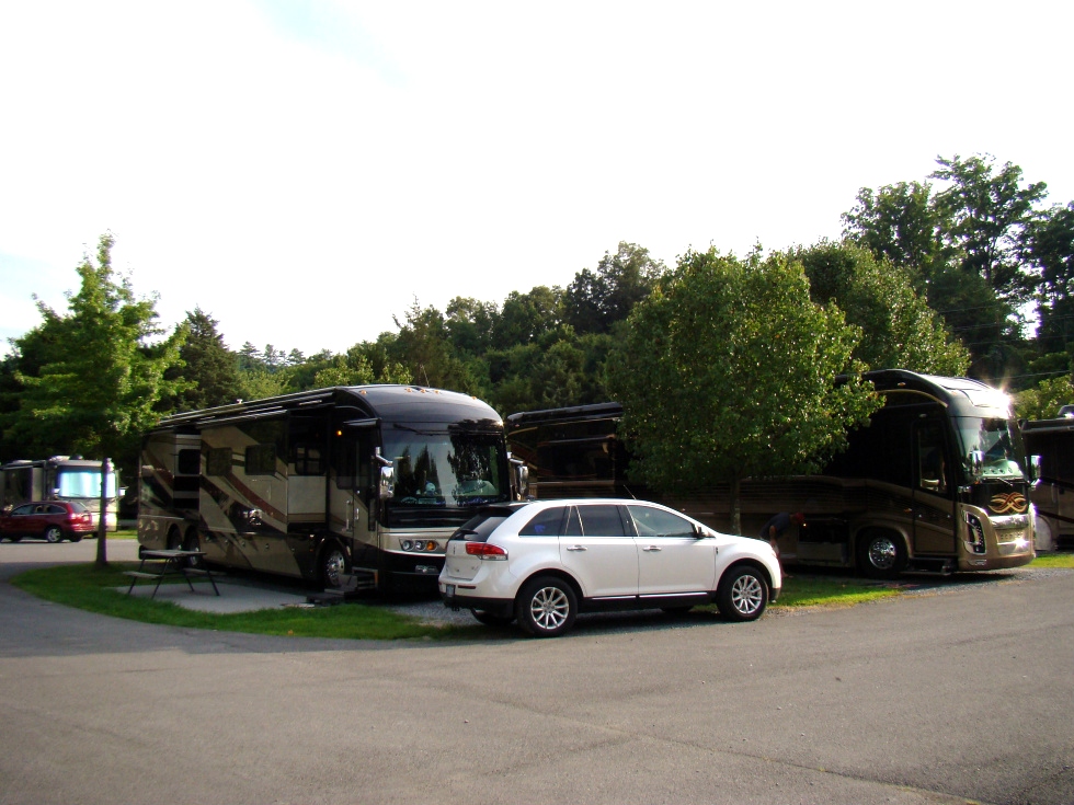 CAMPGROUND PIGEON FORGE TN - CREEKSIDE RV PARK - GOOD SAM PARK #1 CHOICE  RV Park Pigeon Forge 