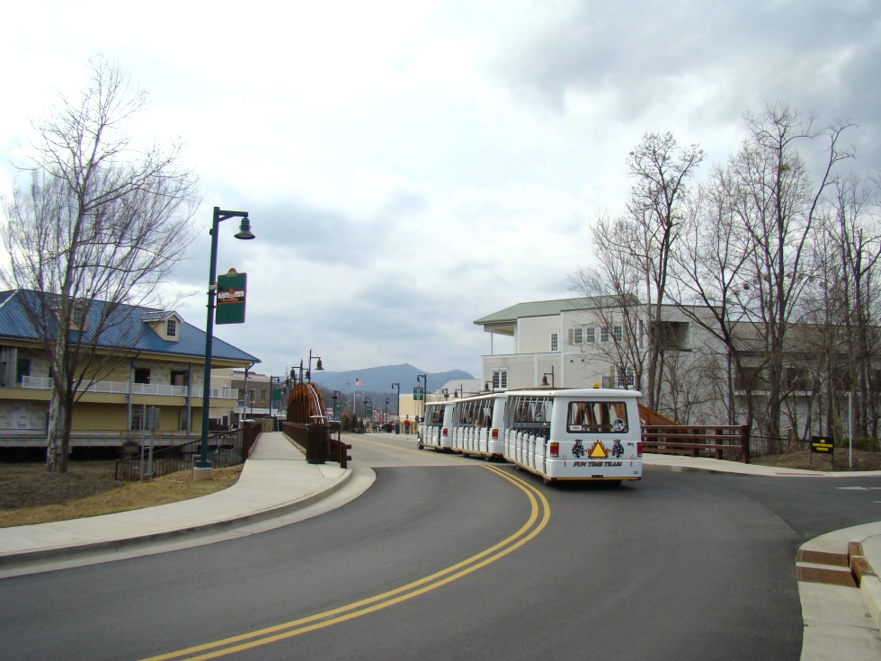 The Island - Great Smoky Mountain Wheel in Pigeon forge  RV Park Pigeon Forge 