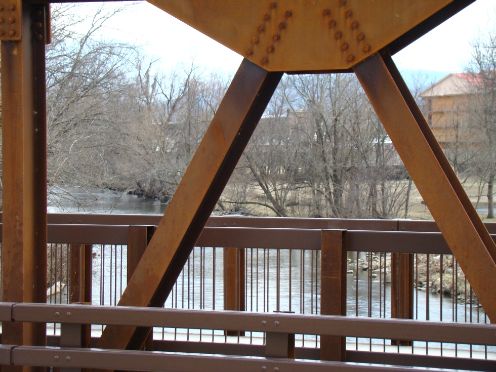 The Island - Great Smoky Mountain Wheel in Pigeon forge  RV Park Pigeon Forge 